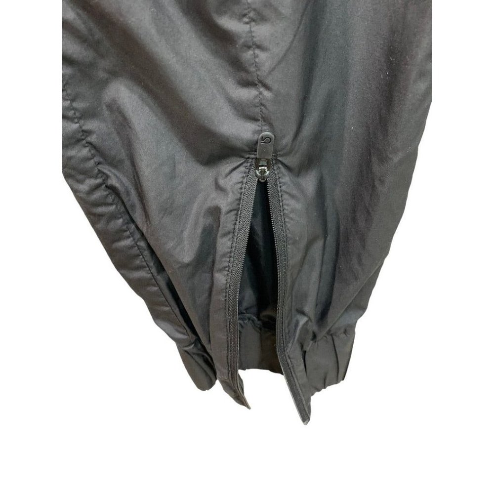 Medium Gap Fit Women's Black Joggers Windbreaker Pants Pull On Elastic Waist - Picture 4 of 7